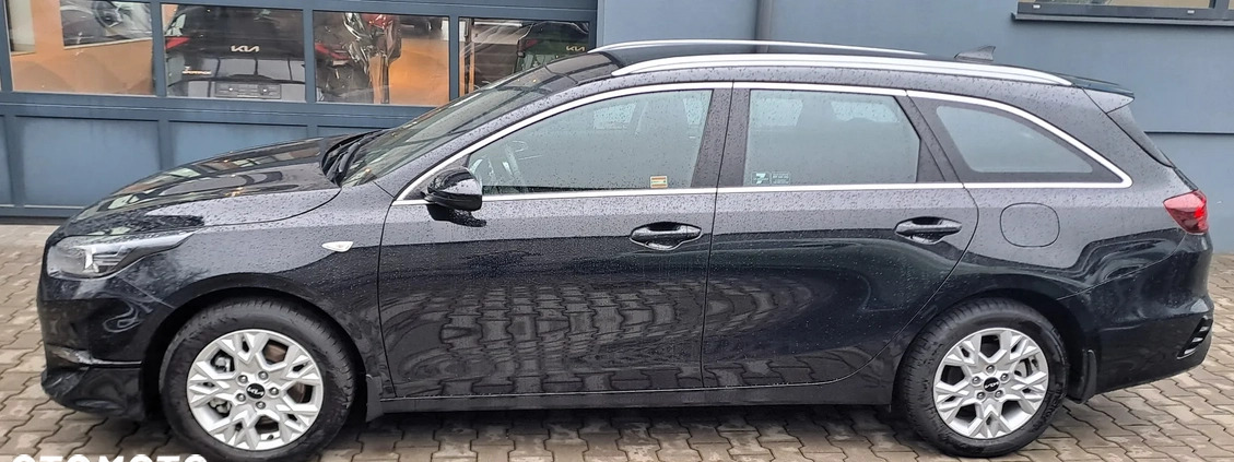 Kia Ceed cena 106500 przebieg: 7000, rok produkcji 2023 z Gniew małe 121